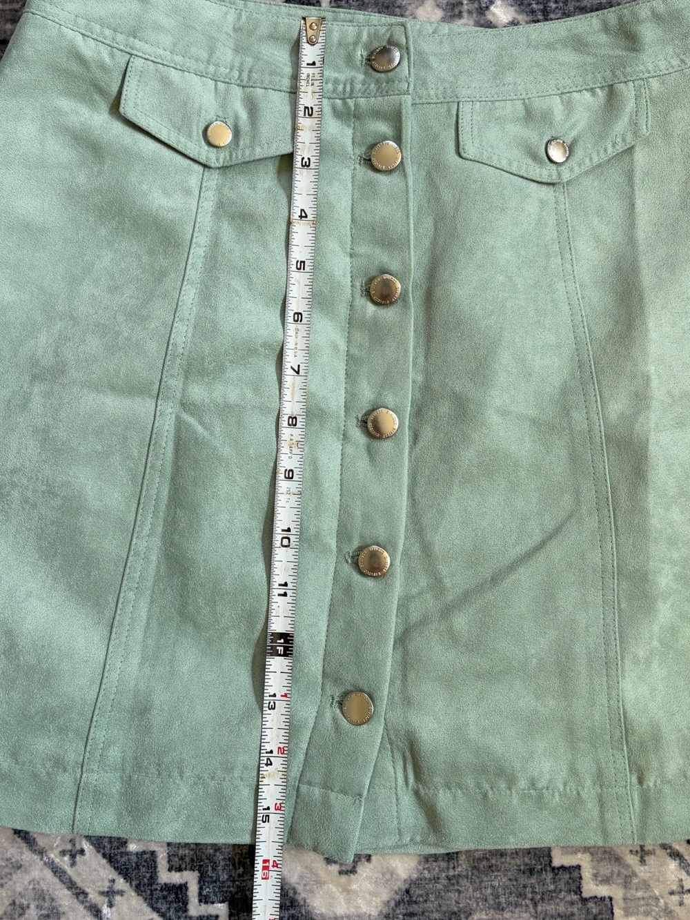 New H&M Divided faux suede mini skirt in tealish color. Size 6 - Picture 7 of 7